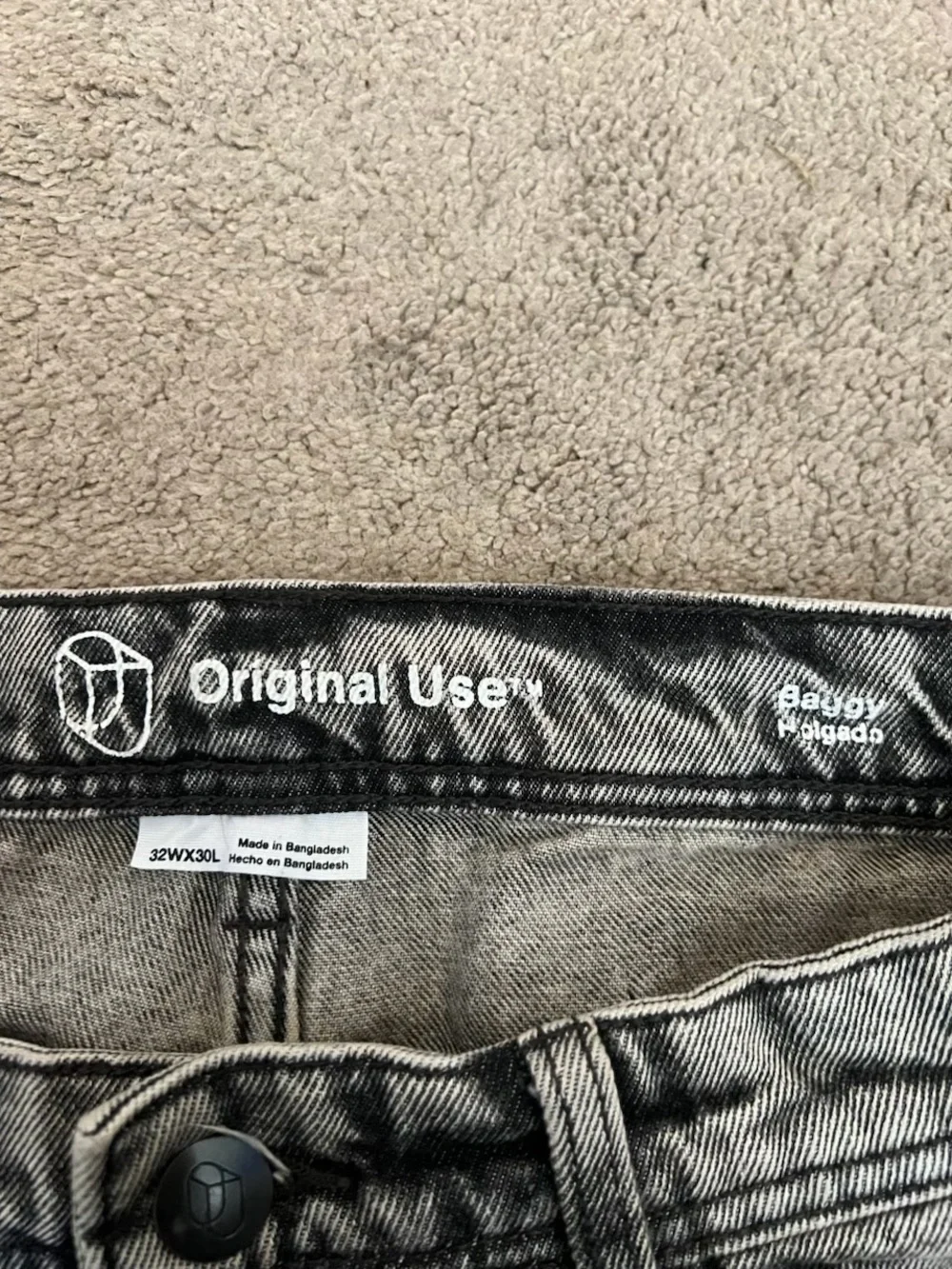 Original Use Men's Grey Straight-Leg Jeans